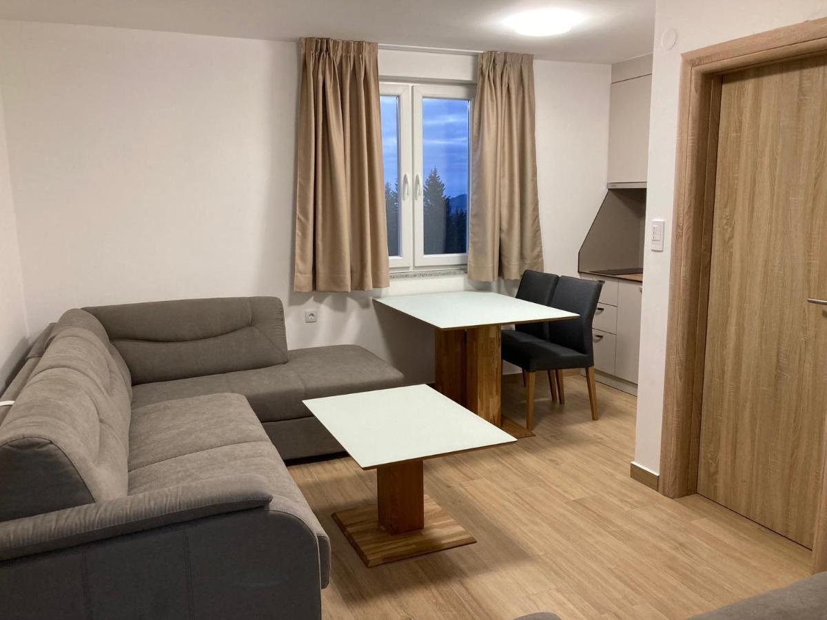 Vila Trnovo Apartment Яхорина Екстериор снимка