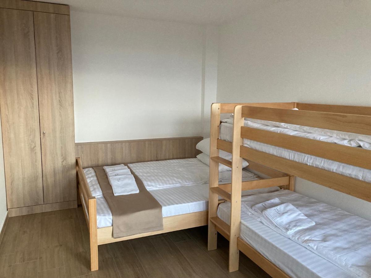 Vila Trnovo Apartment Яхорина Екстериор снимка