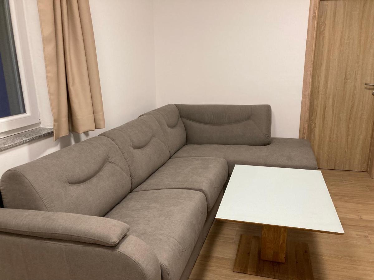 Vila Trnovo Apartment Яхорина Екстериор снимка