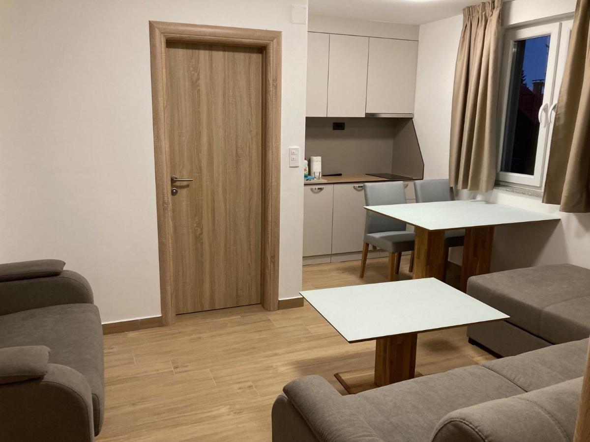 Vila Trnovo Apartment Яхорина Екстериор снимка