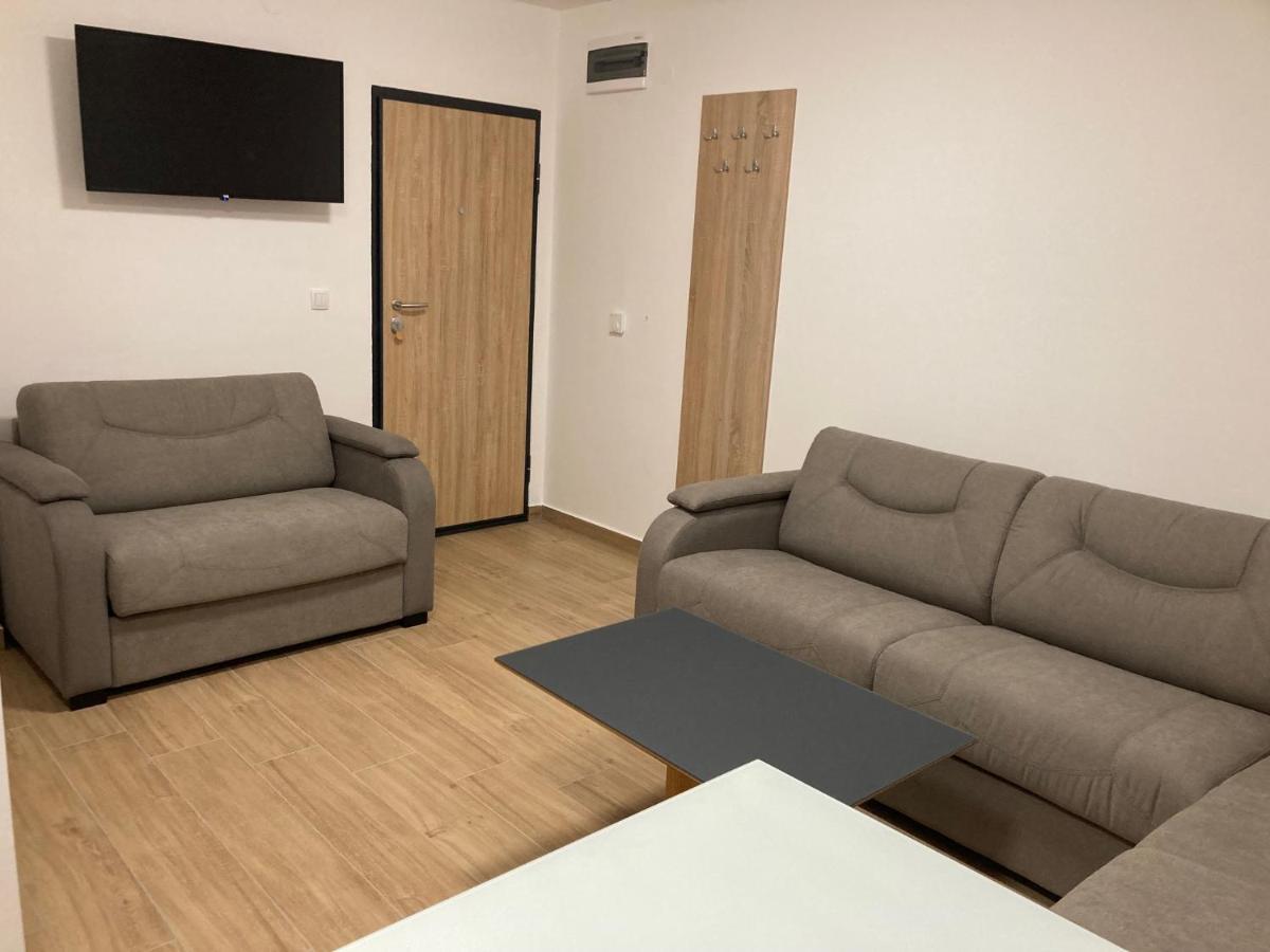 Vila Trnovo Apartment Яхорина Екстериор снимка