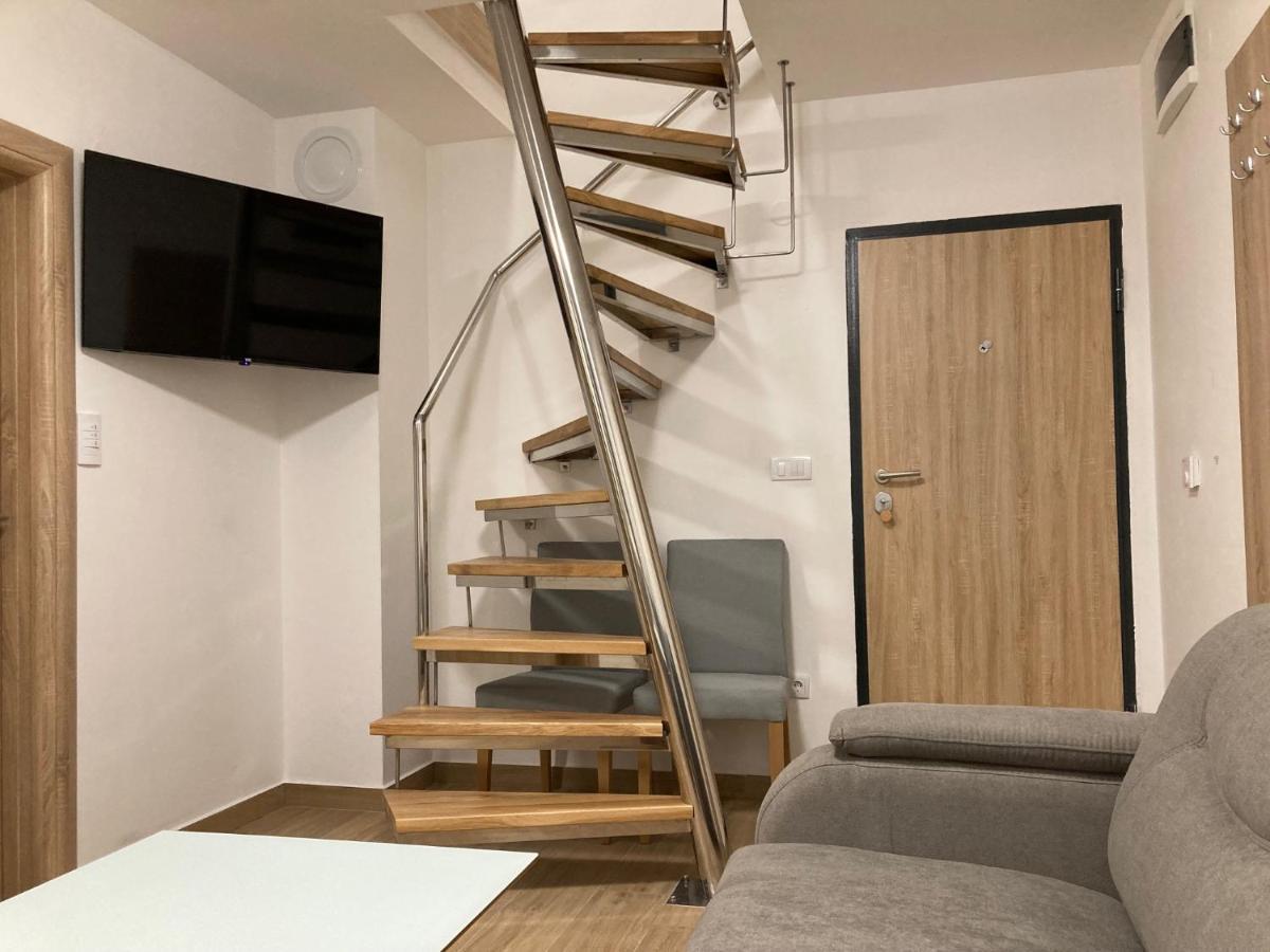Vila Trnovo Apartment Яхорина Екстериор снимка