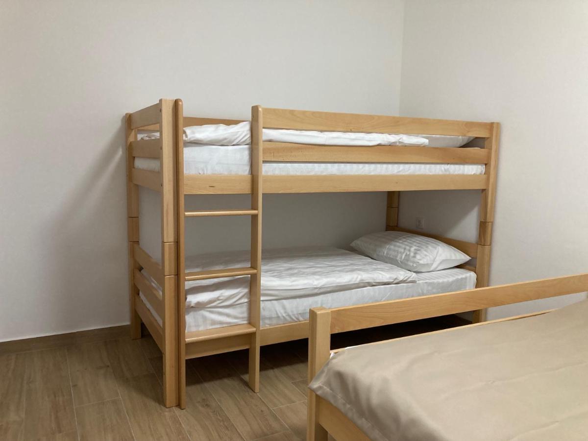 Vila Trnovo Apartment Яхорина Екстериор снимка