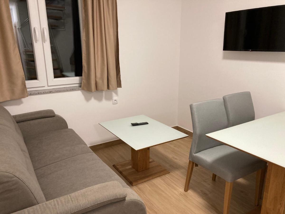 Vila Trnovo Apartment Яхорина Екстериор снимка