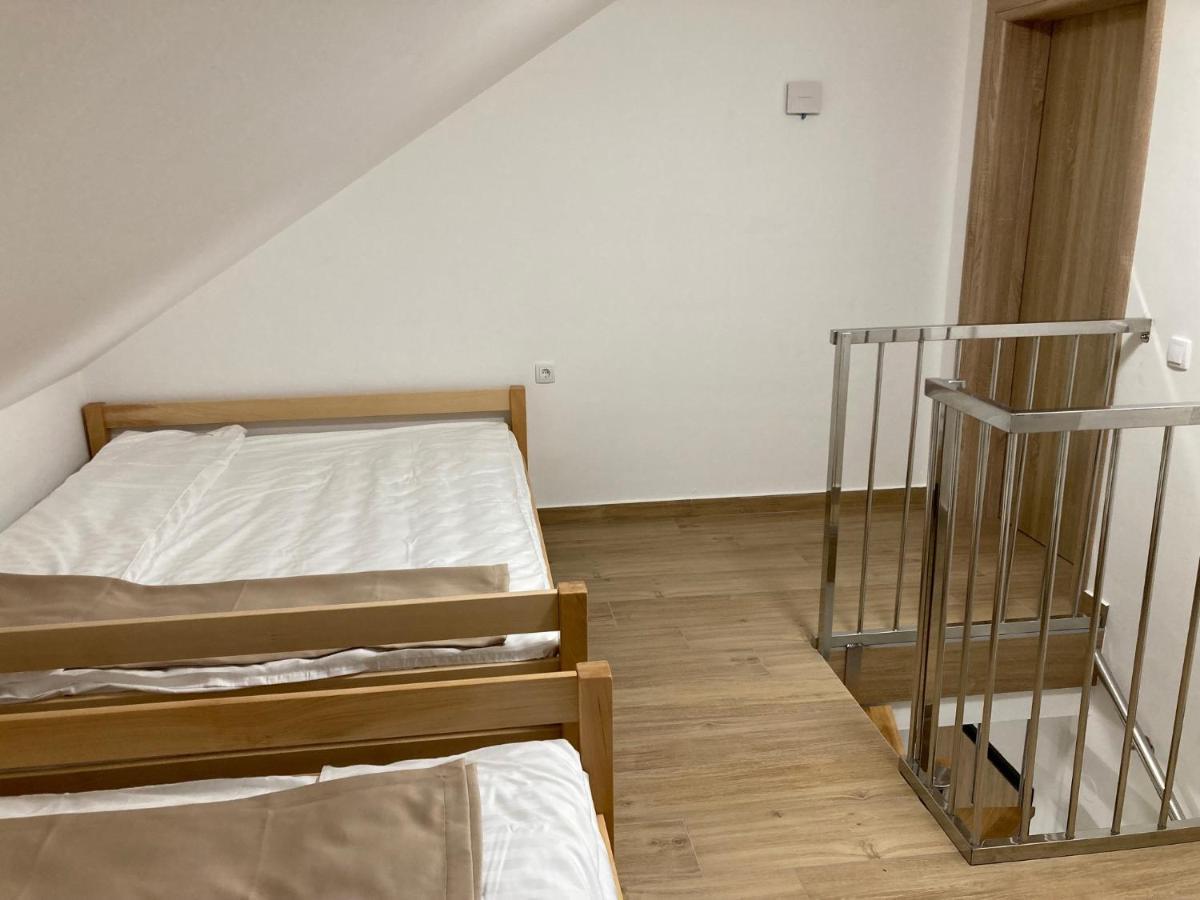 Vila Trnovo Apartment Яхорина Екстериор снимка