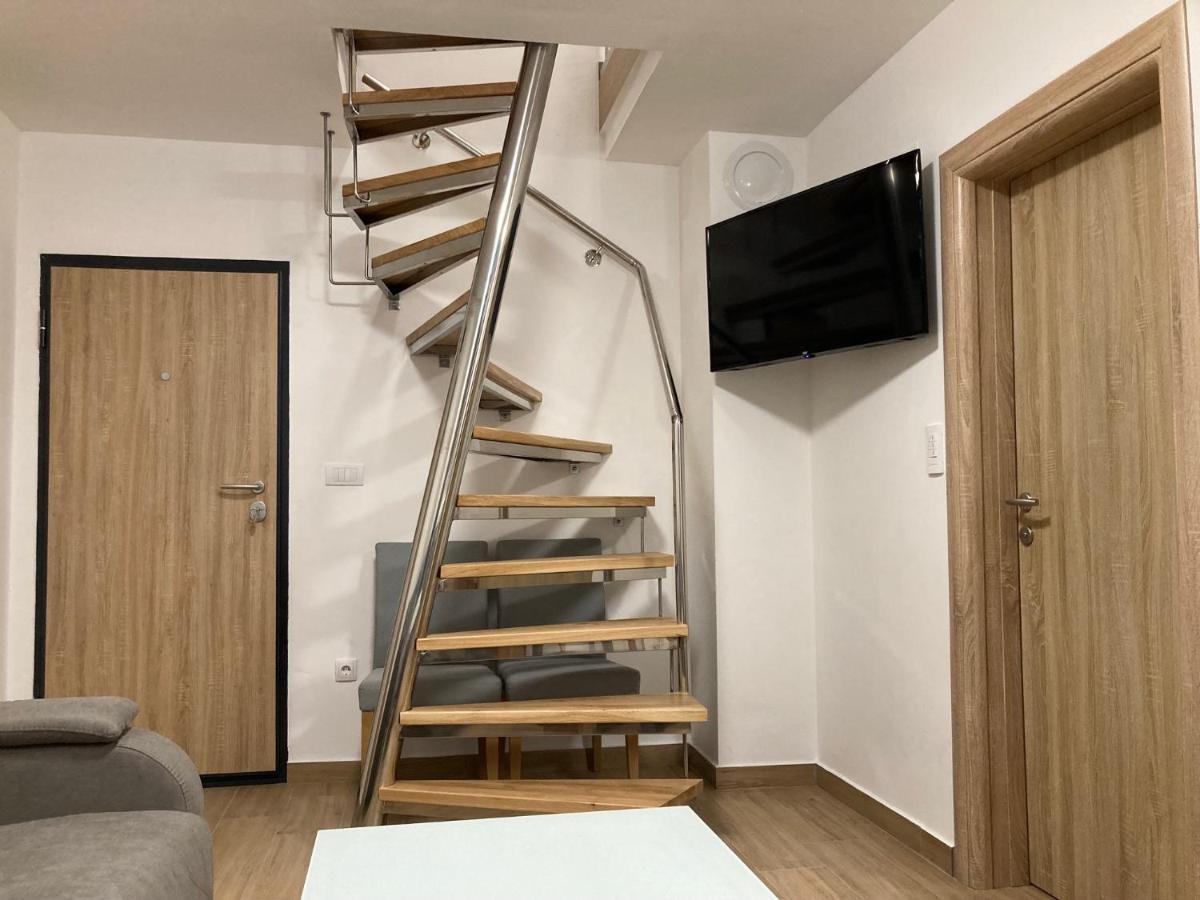 Vila Trnovo Apartment Яхорина Екстериор снимка